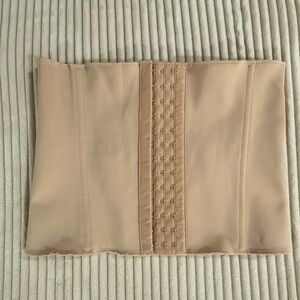 SKIMS Nude Shapewear Corset